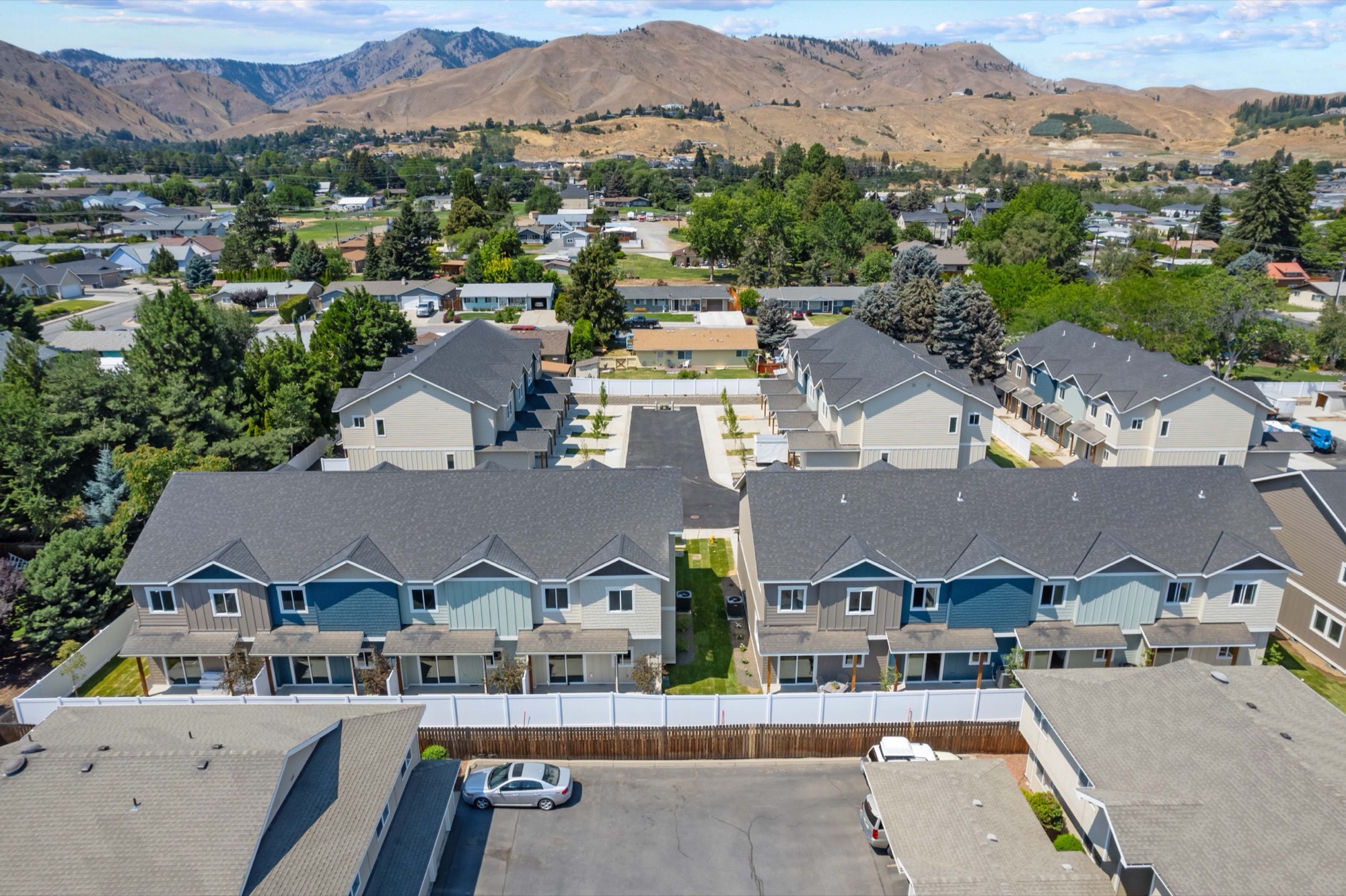 Springwater Townhomes exterior